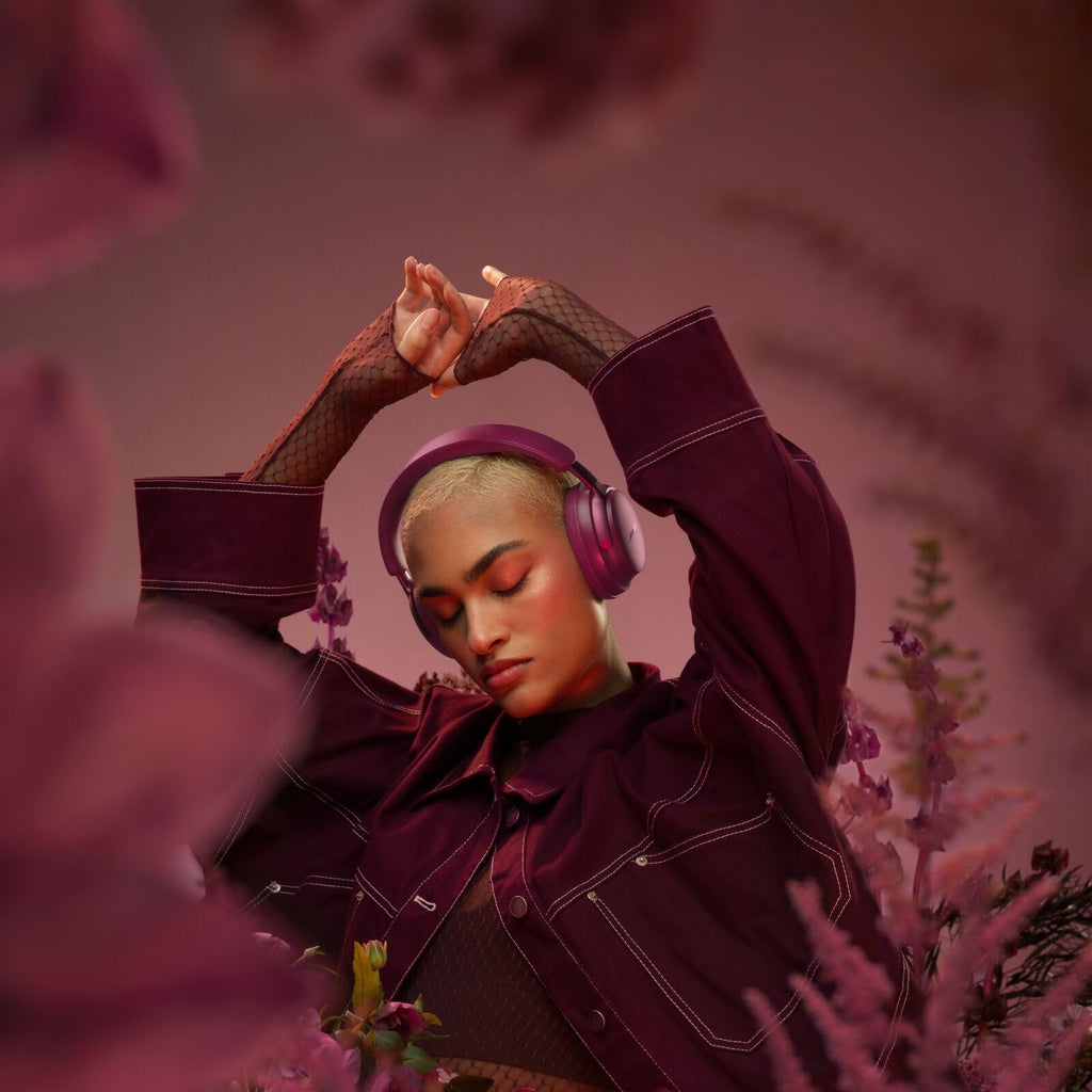 Bose QuietComfort Ultra Kopfhörer Over-Ear-Kopfhörer mit Geräuschunterdrückung für räumlichen Klang, Spatial-Audio-Kopfhörer, bis zu 24 Stunden Akkulaufzeit, High-End-Kopfhörer mit Raumklang, Farbe: Smoke White.