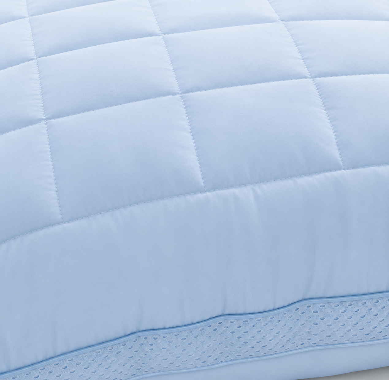 GOLDWOLKE Kissen 80x80 cm Himmelblau Kühlkissen Airmesh Extra Volumen Allergiker